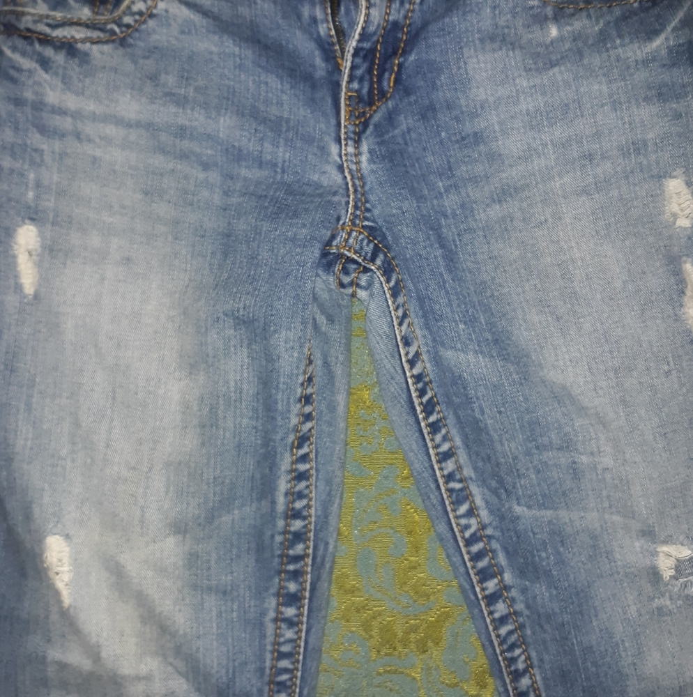 American Eagle Outfitters